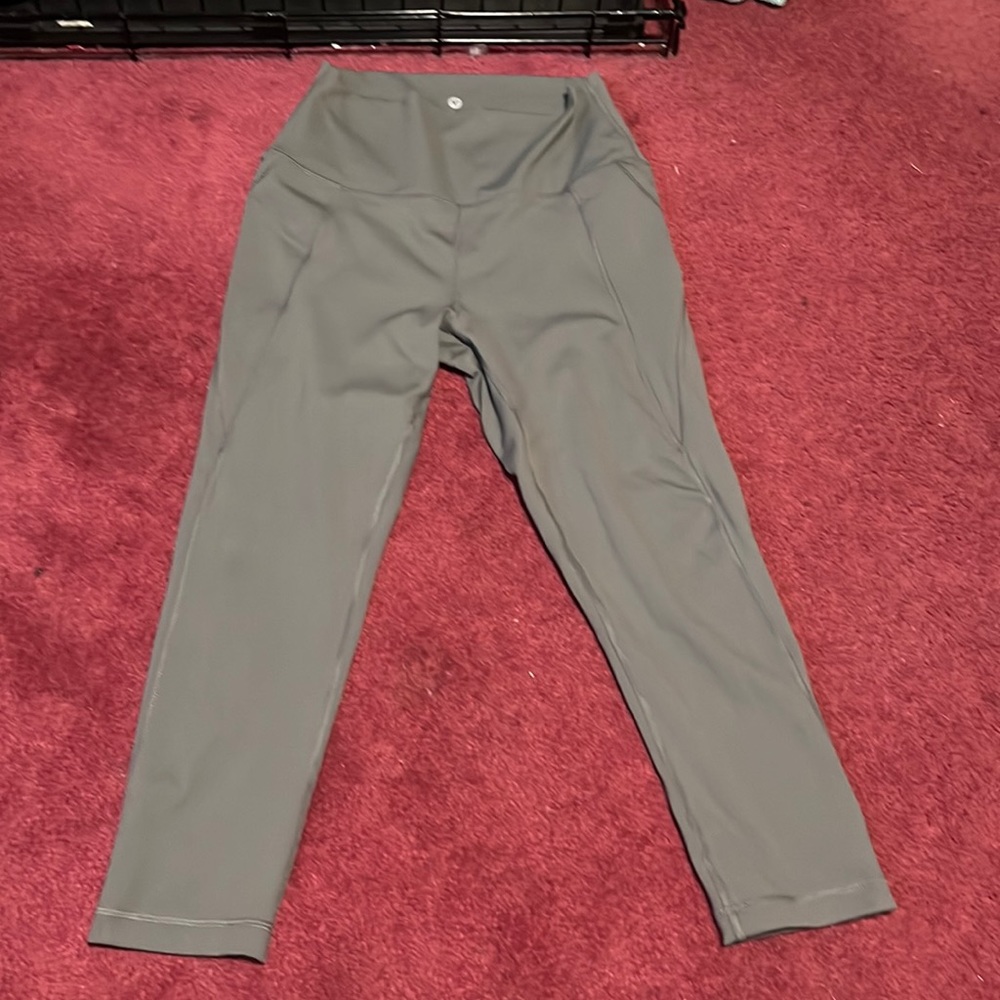 Dark gray leggings